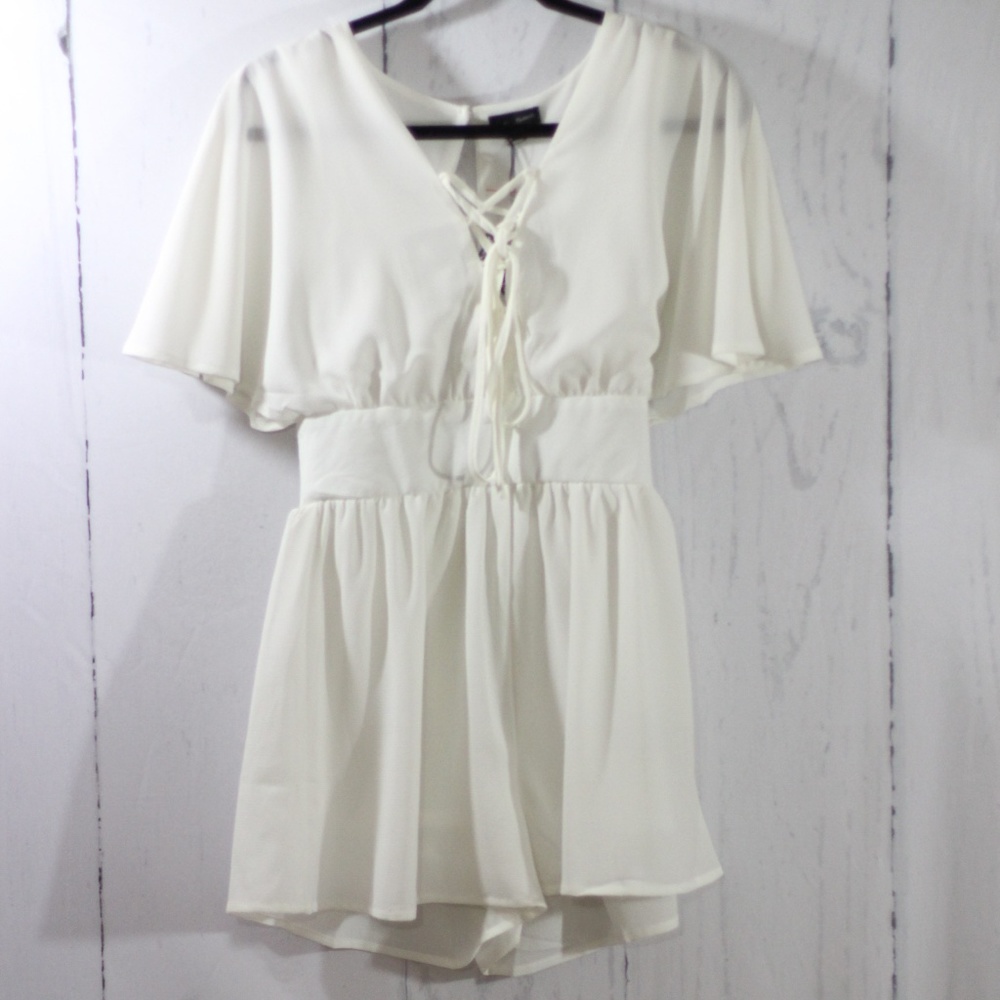 NWT LovPosh White lace up romper size M
